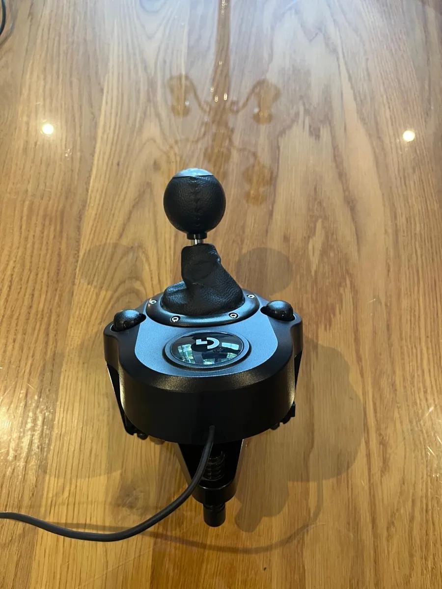 Logitech driving  force shifter - Image 1