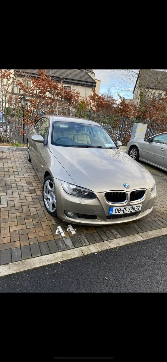 BMW 3-Series 2008 - Image 2