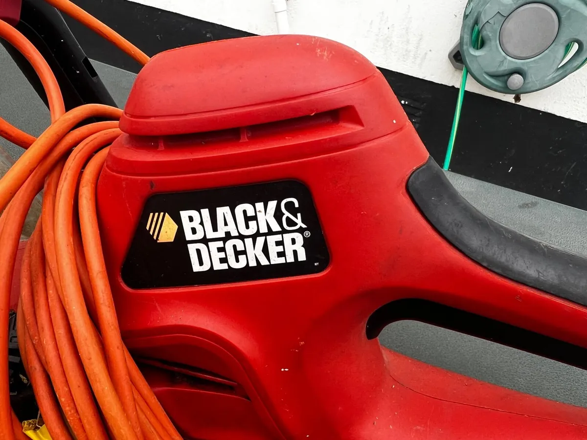 Black & Decker electric GT6026  Hedge trimmer - Image 3