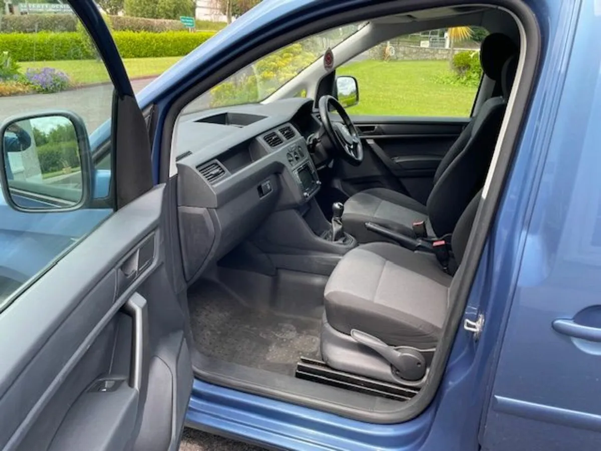 Volkswagen Caddy 2015 - Image 3