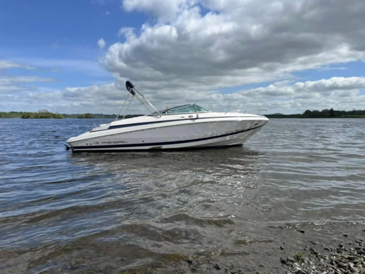 Regal 2250 - Image 1
