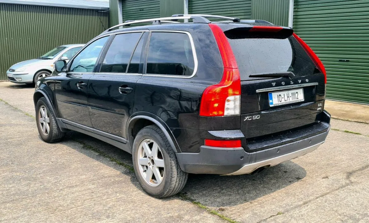 2010 Volvo XC90 AWD 7 SEATER AUTO - Image 3