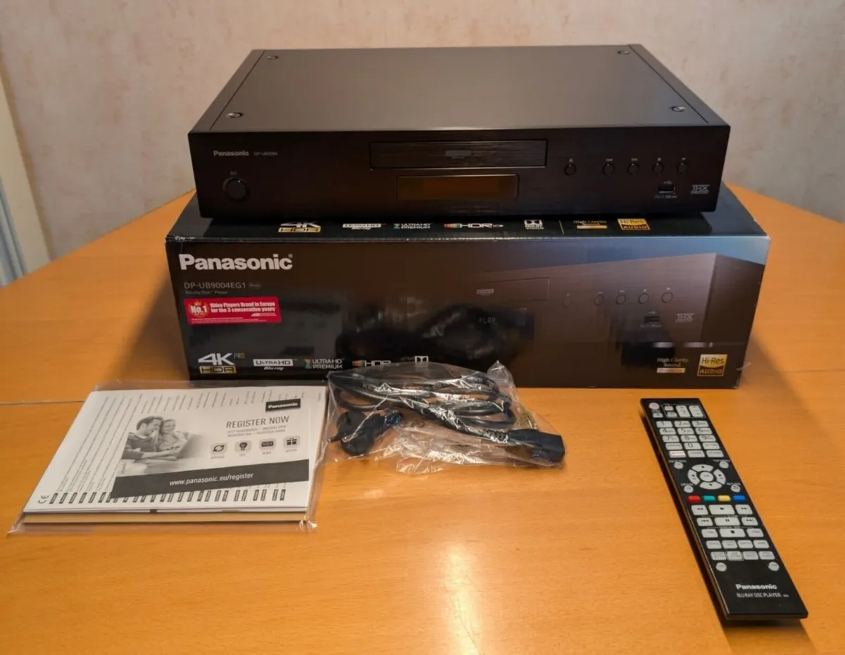Panasonic DP-UB9004 4K UHD Blu-ray Player - Image 1