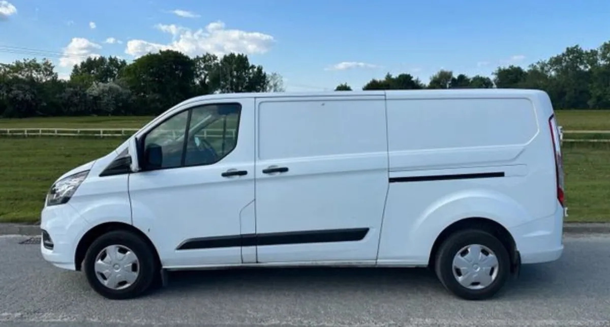 Ford Transit 2020 DOE 09/25 - Image 3