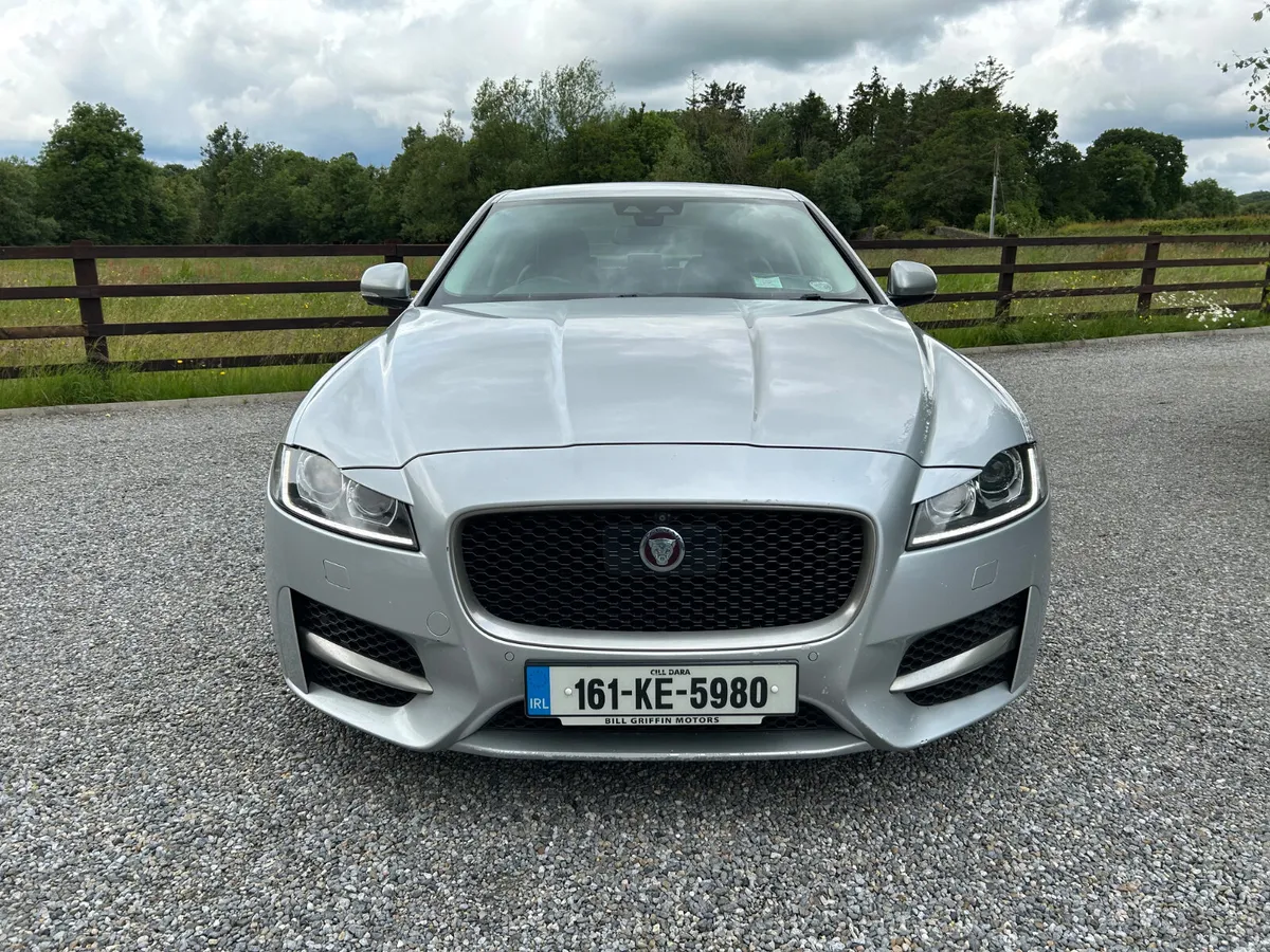 2016 Jaguar XF 2.0d 180bhp R-Sport - Image 3