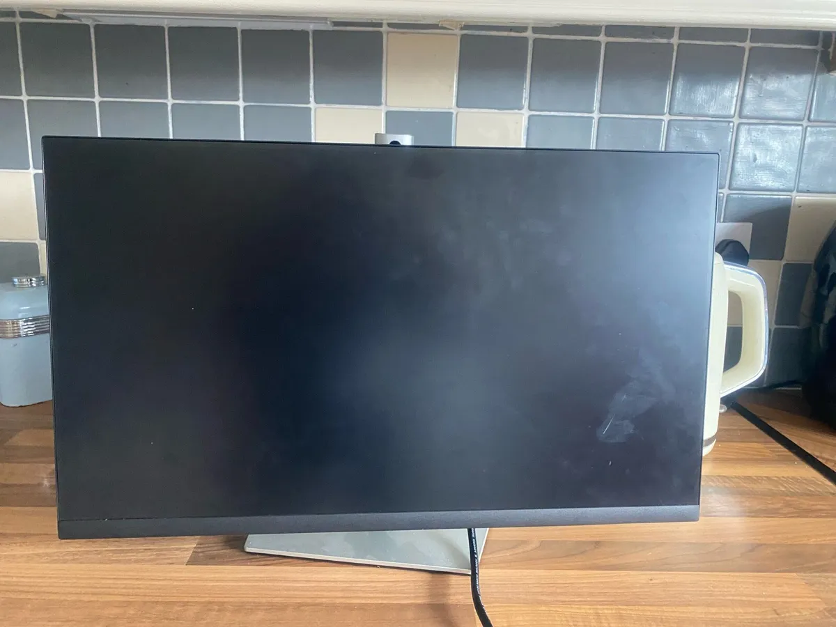 Dell 24 -inch  led monitor - Image 3