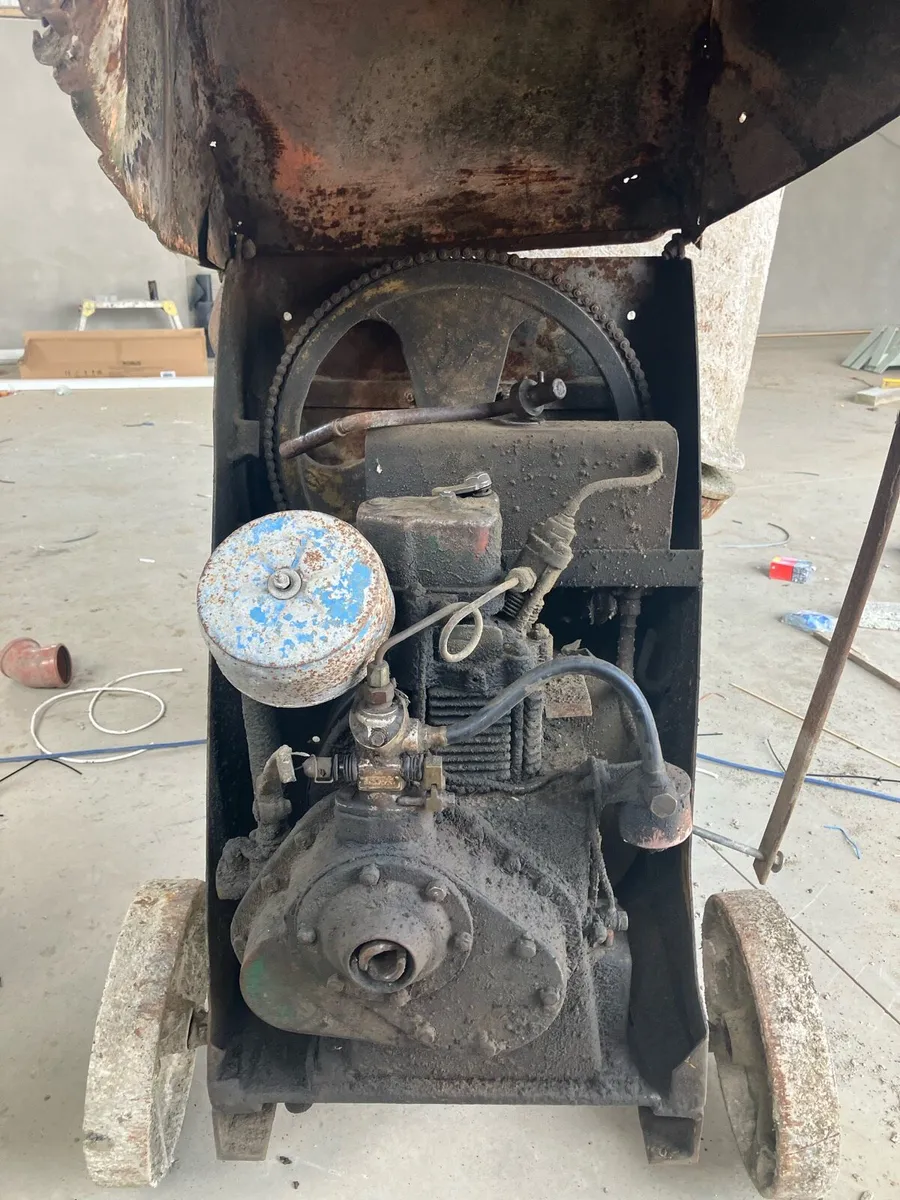 Old Rob Roy Diesel Cement Mixer - Image 4