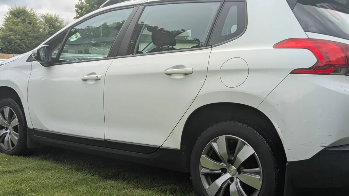 Peugeot 2008 2016 - Image 3