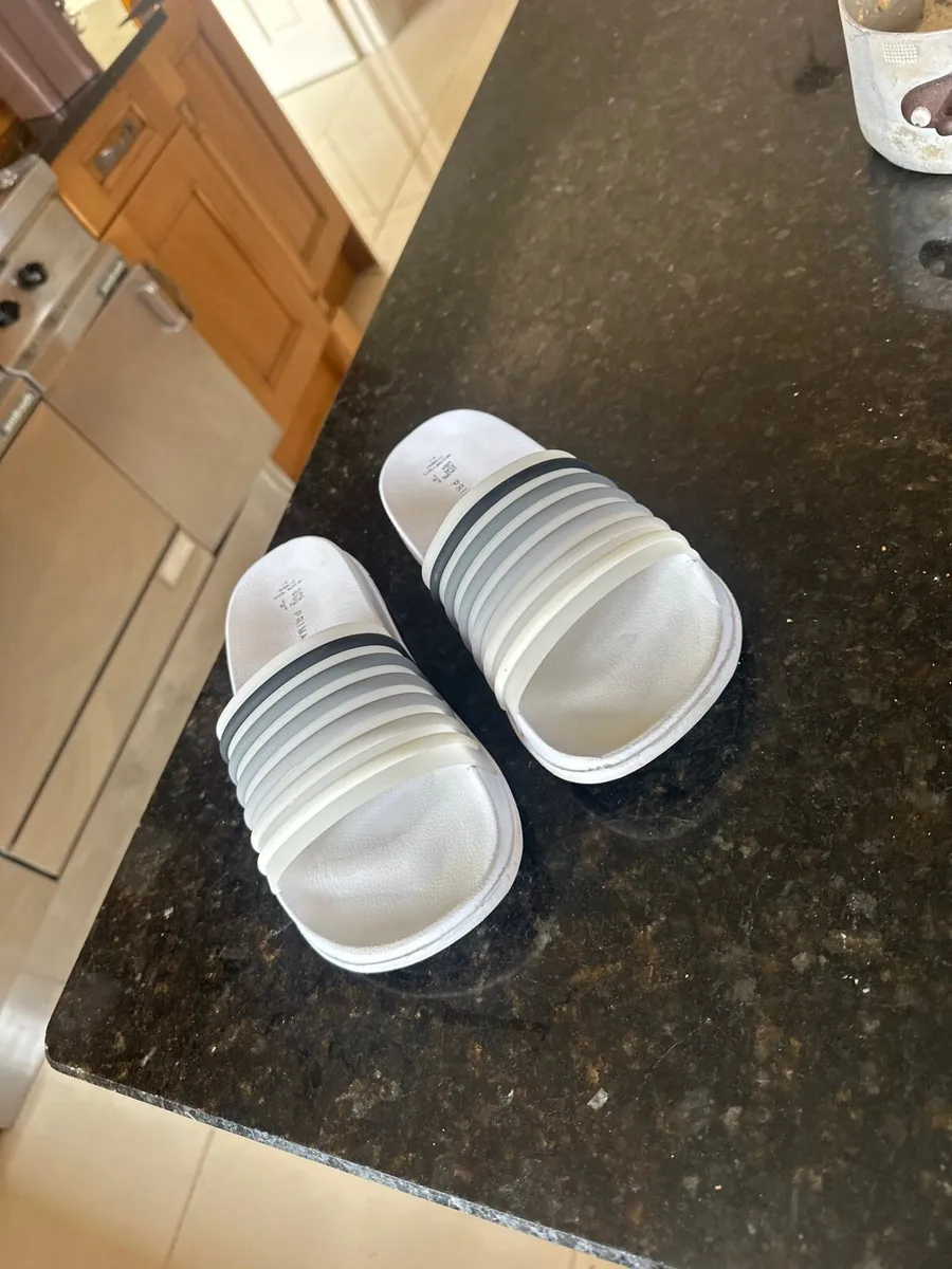 Summer Slides - Image 1