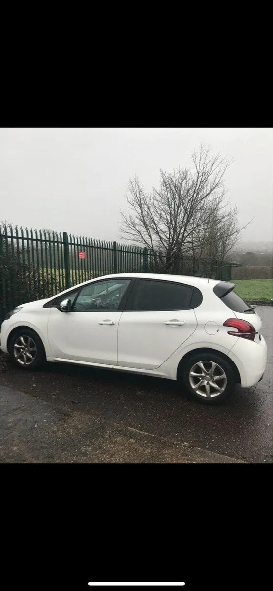 PEUGEOT 208 1.6 BLUE HDI ACTIVE 2017 - Image 4