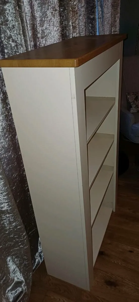 Bookshelf - Image 4
