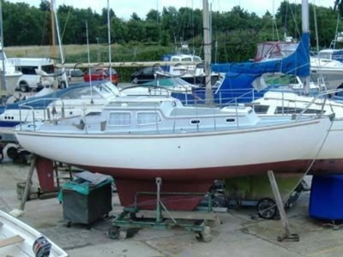 sailboat yacht