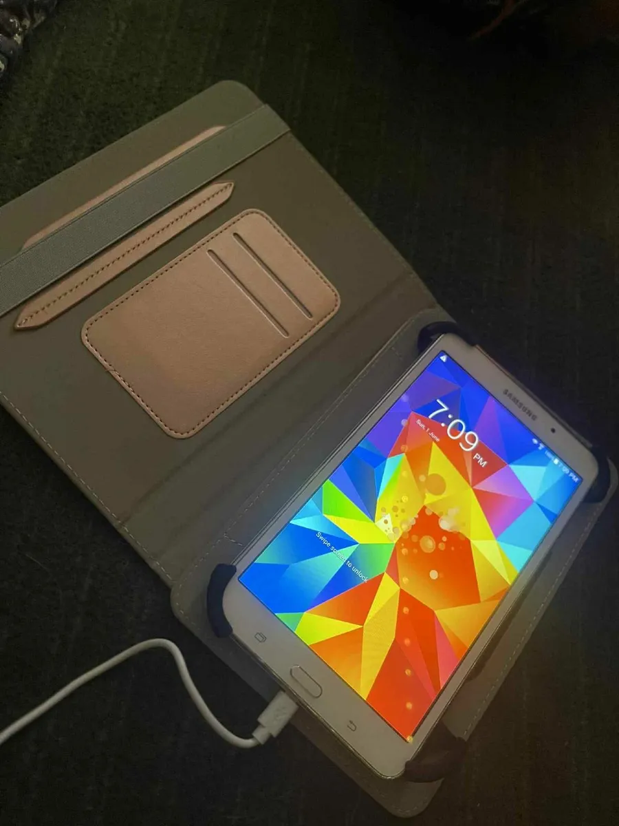 samsung tab 4  tablet