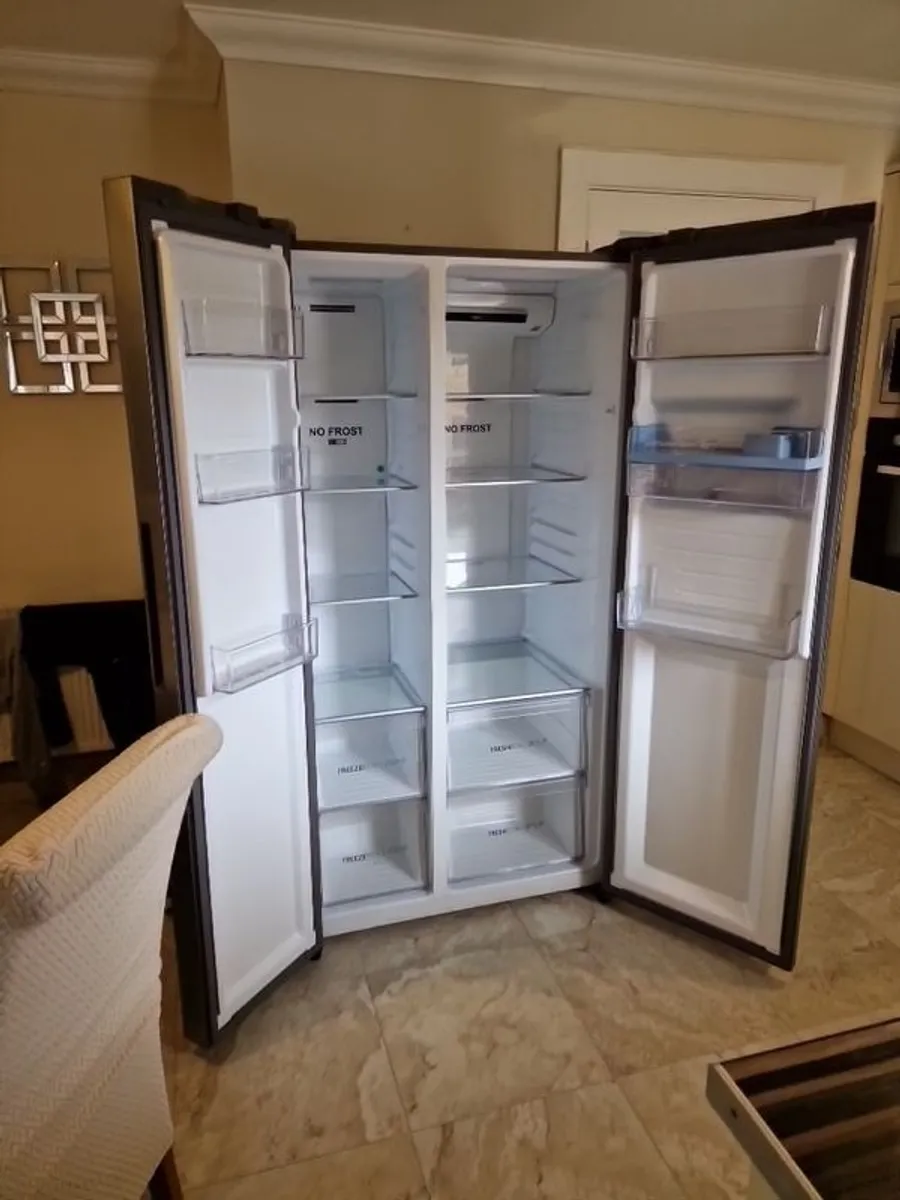 fridge - Image 2