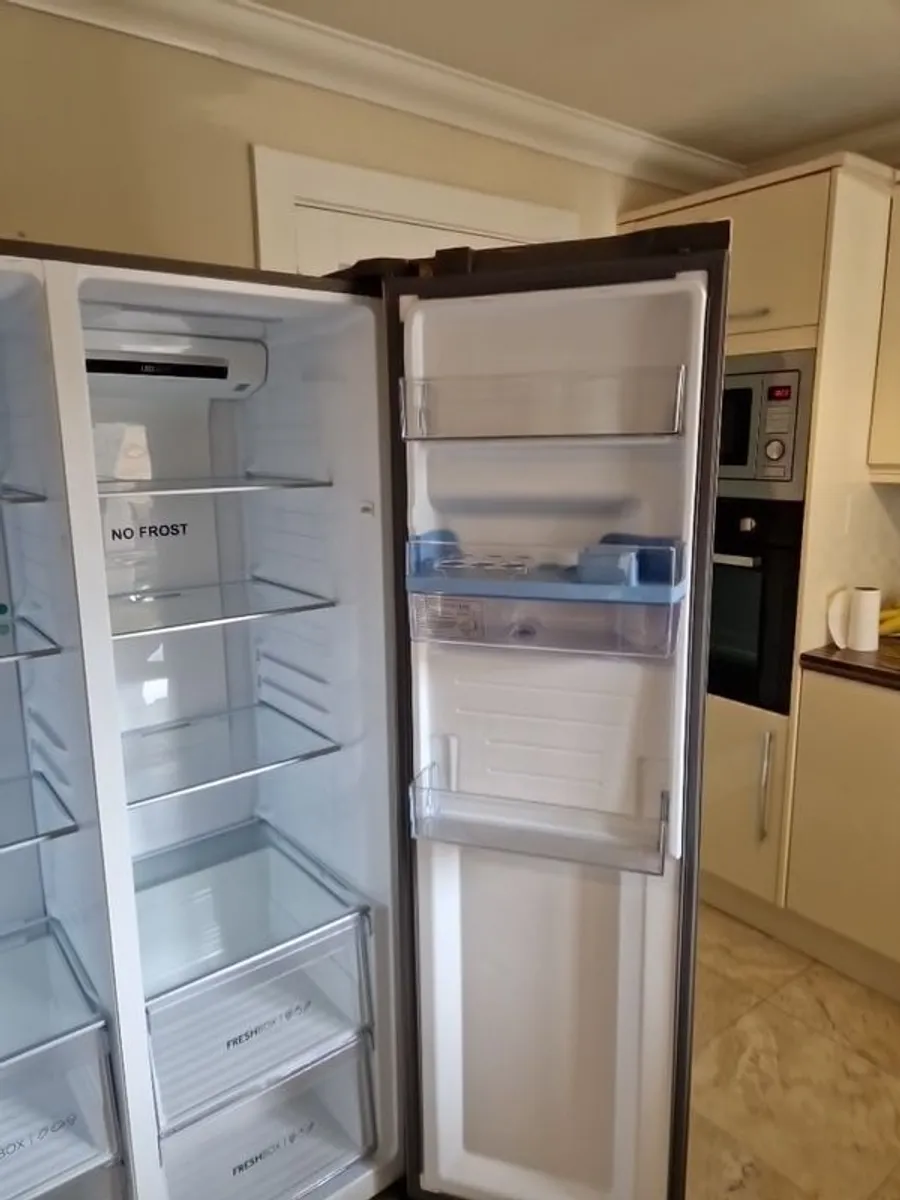 fridge - Image 3