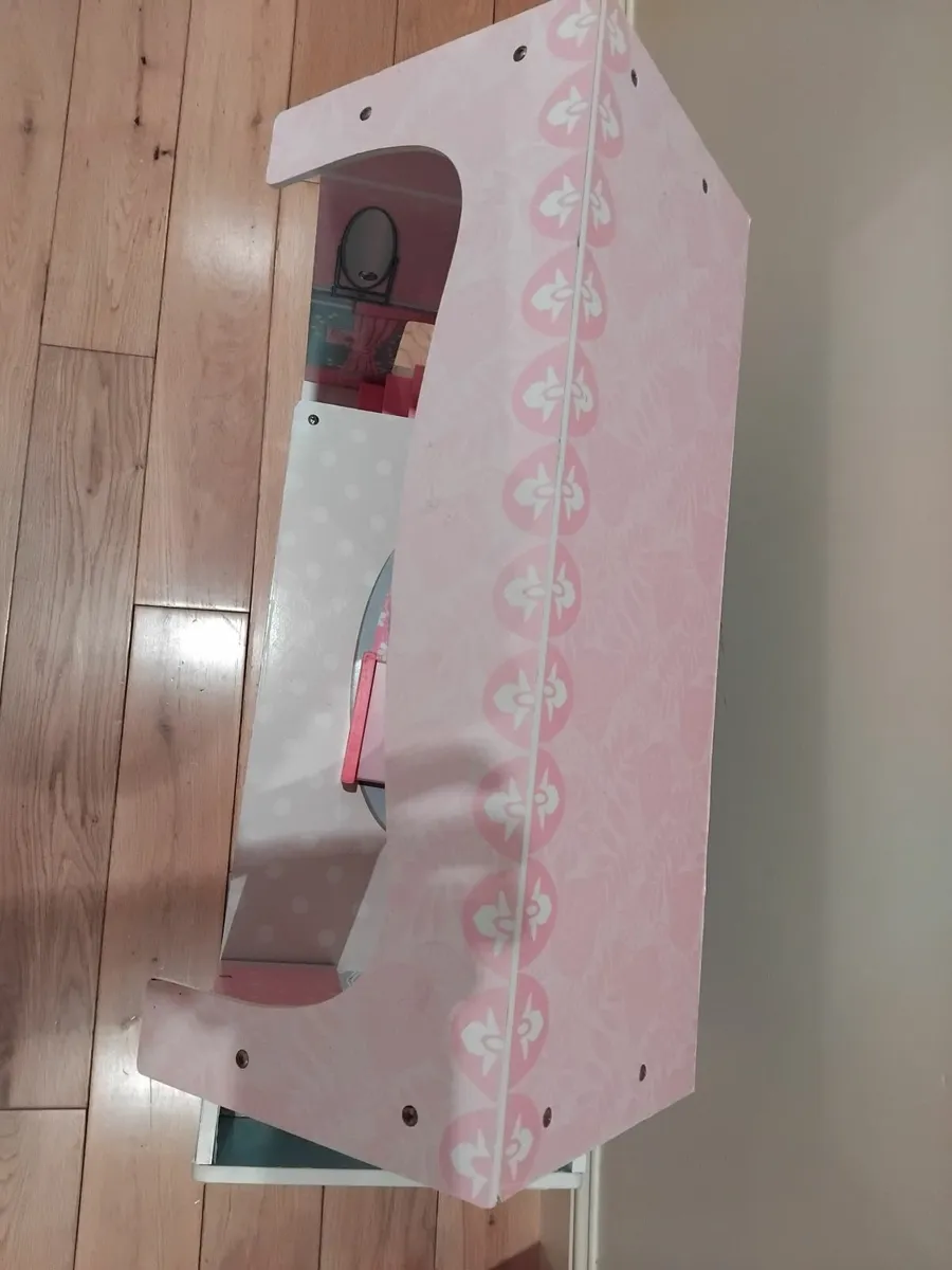 Dolls house - Image 3