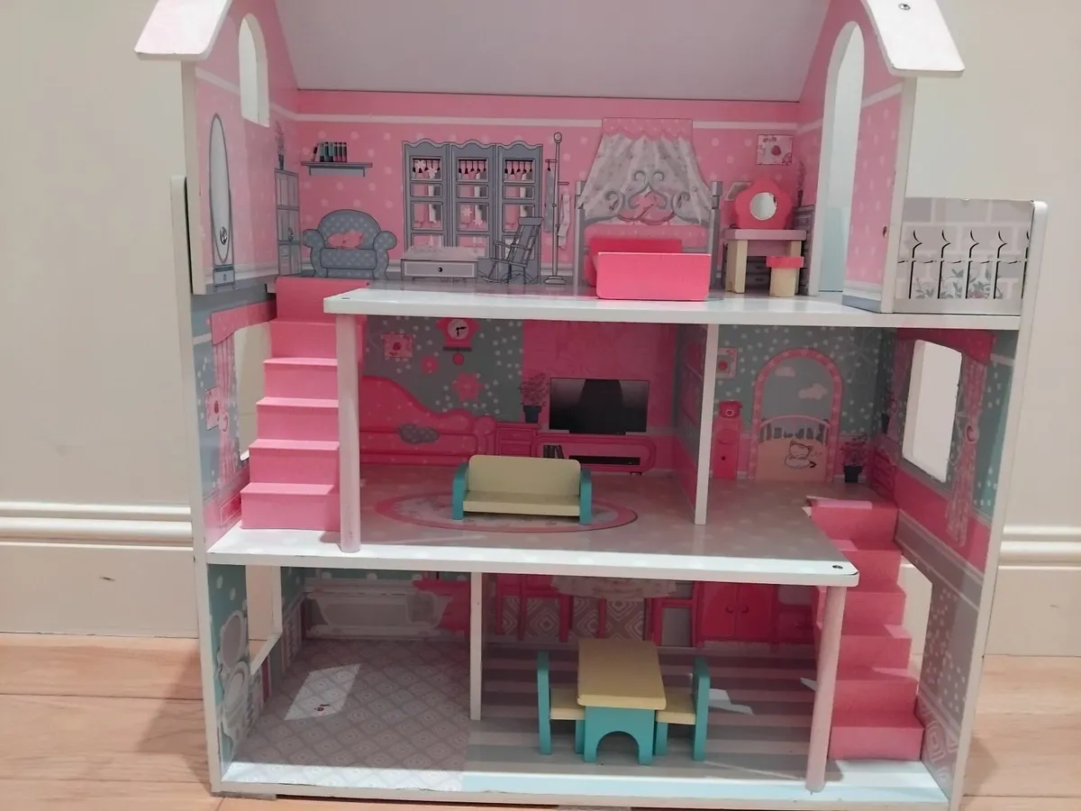 Dolls house - Image 4
