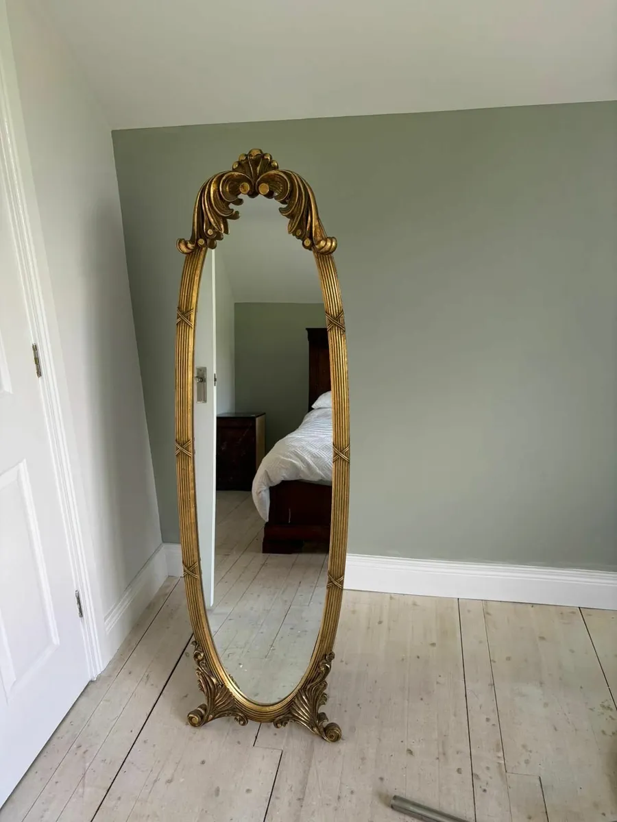 Free standing mirror Antique style Mirror