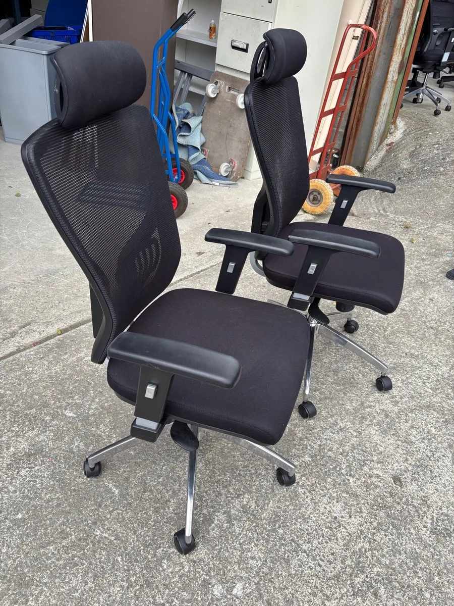 Executive high back chairs - Image 4