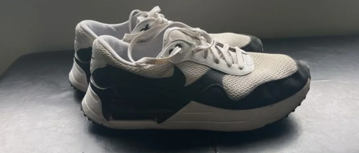 Nike runners - Image 1