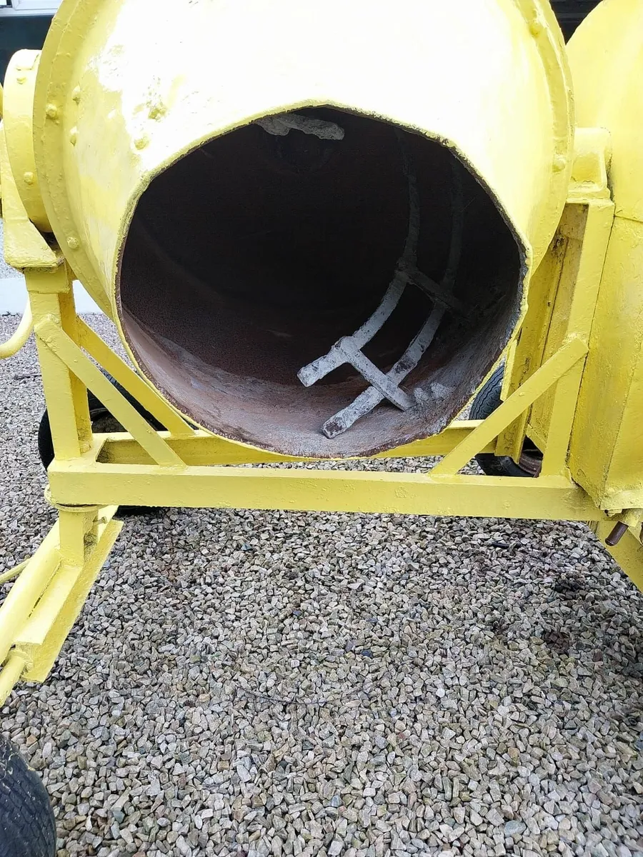 Diesel Cement Mixer - Image 1