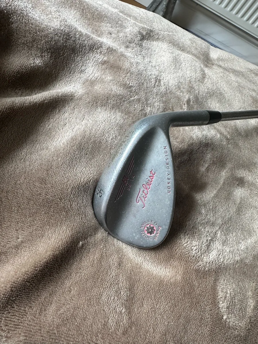 Titleist vokey 56 degree - Image 1