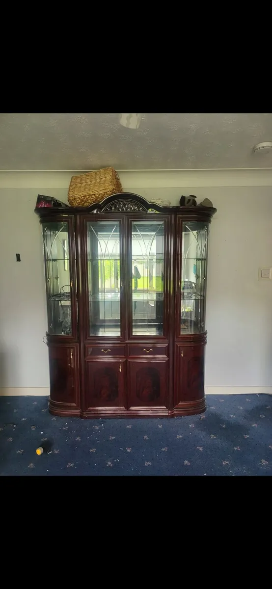 Old cabinet (DELIVERY)