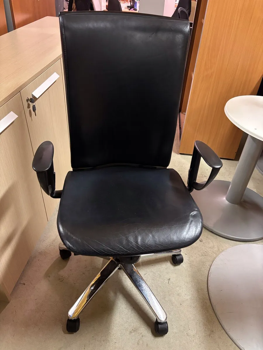 Executive chair sale - Image 2