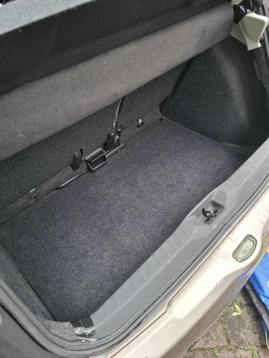 Nissan Micra 2008 - Image 4