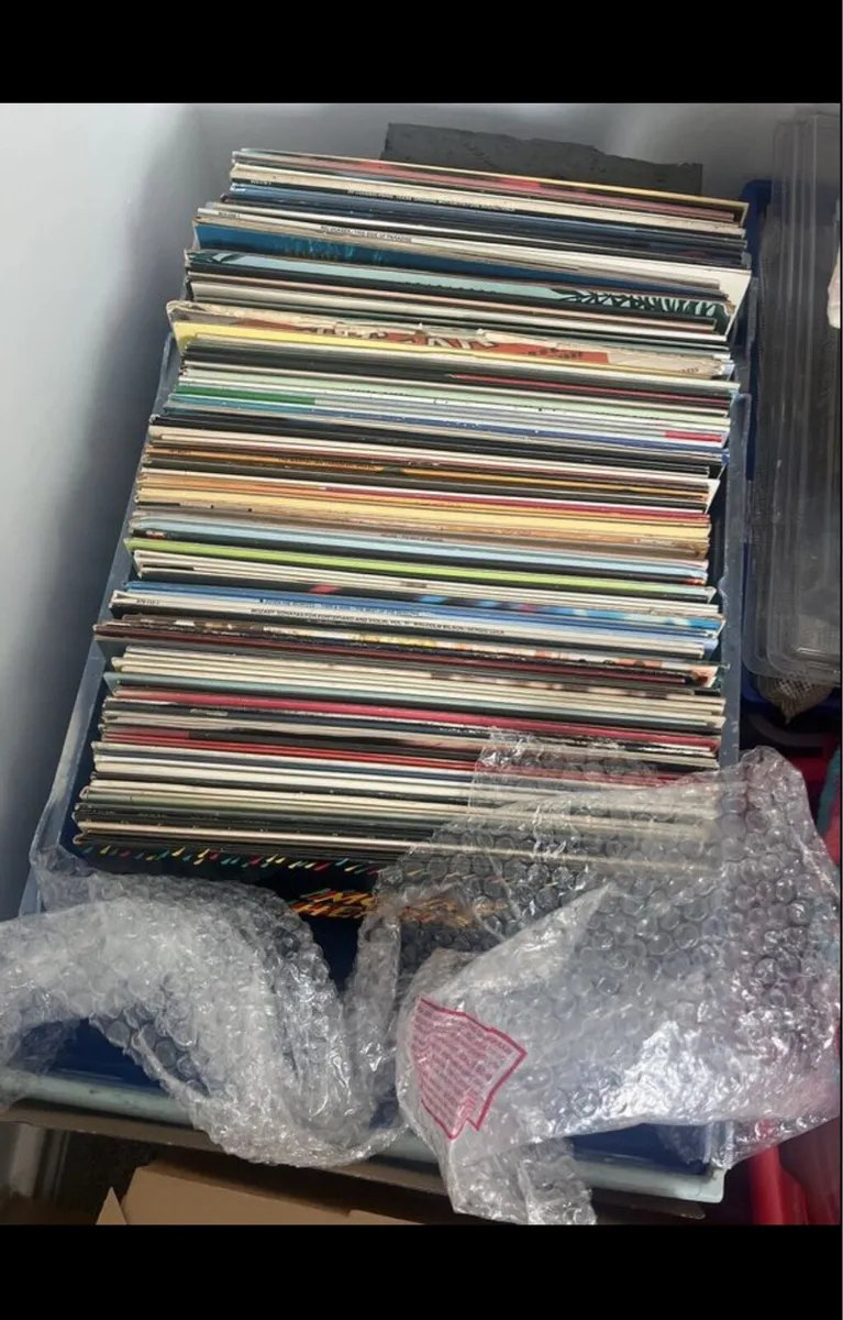 Vinyls - Image 2