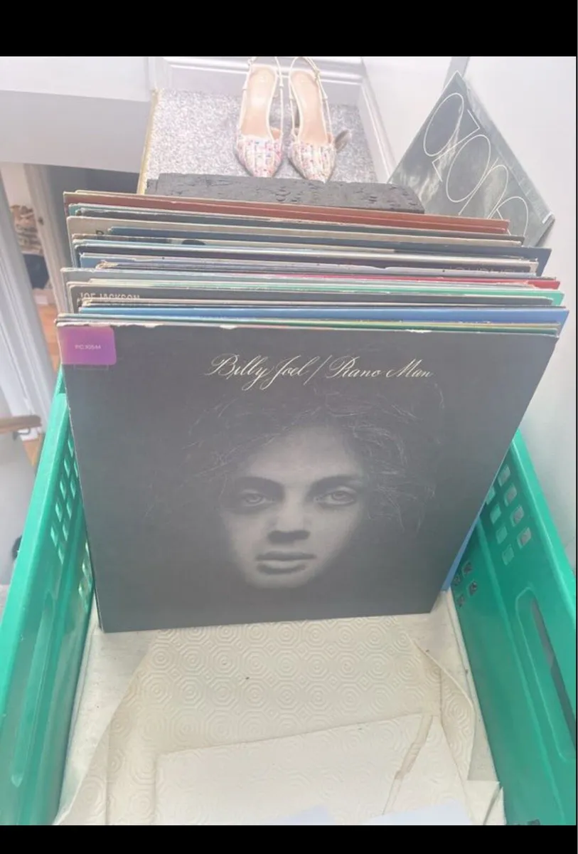 Vinyls - Image 1