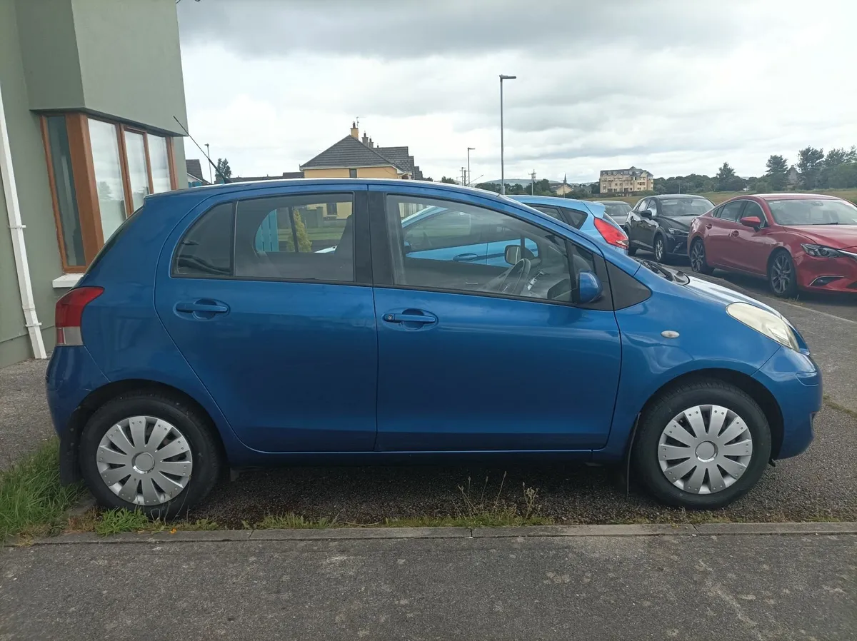2010 Toyota Yaris  NCT 03/26 1.0L  petrol - Image 4