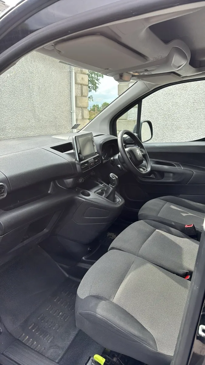 2018 Berlingo - Image 3