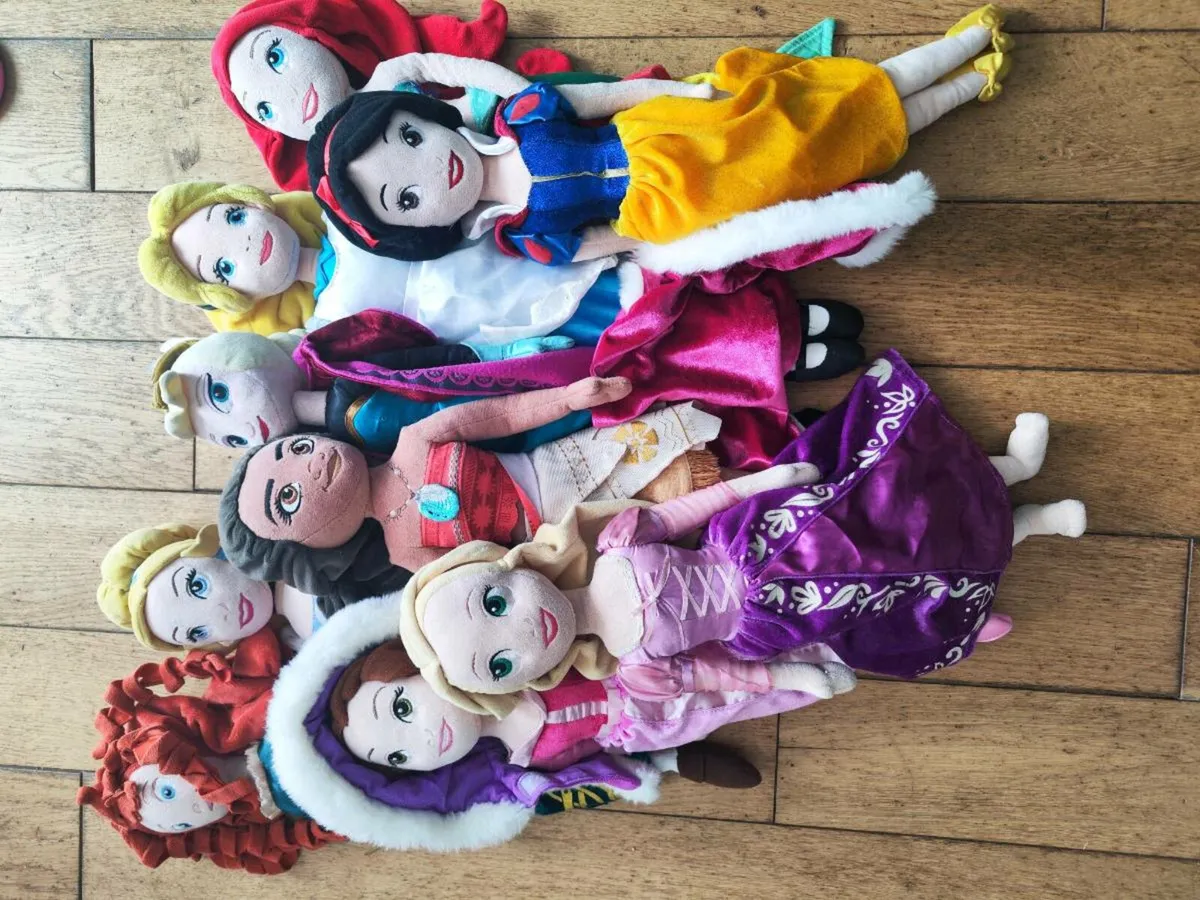 Disney plush doll set - Image 1