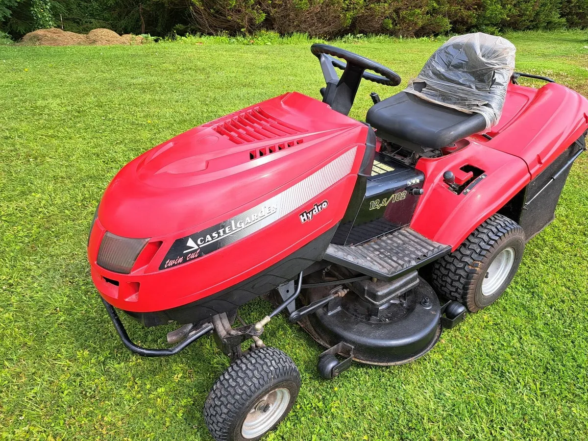 Ride on lawnmower - Image 3