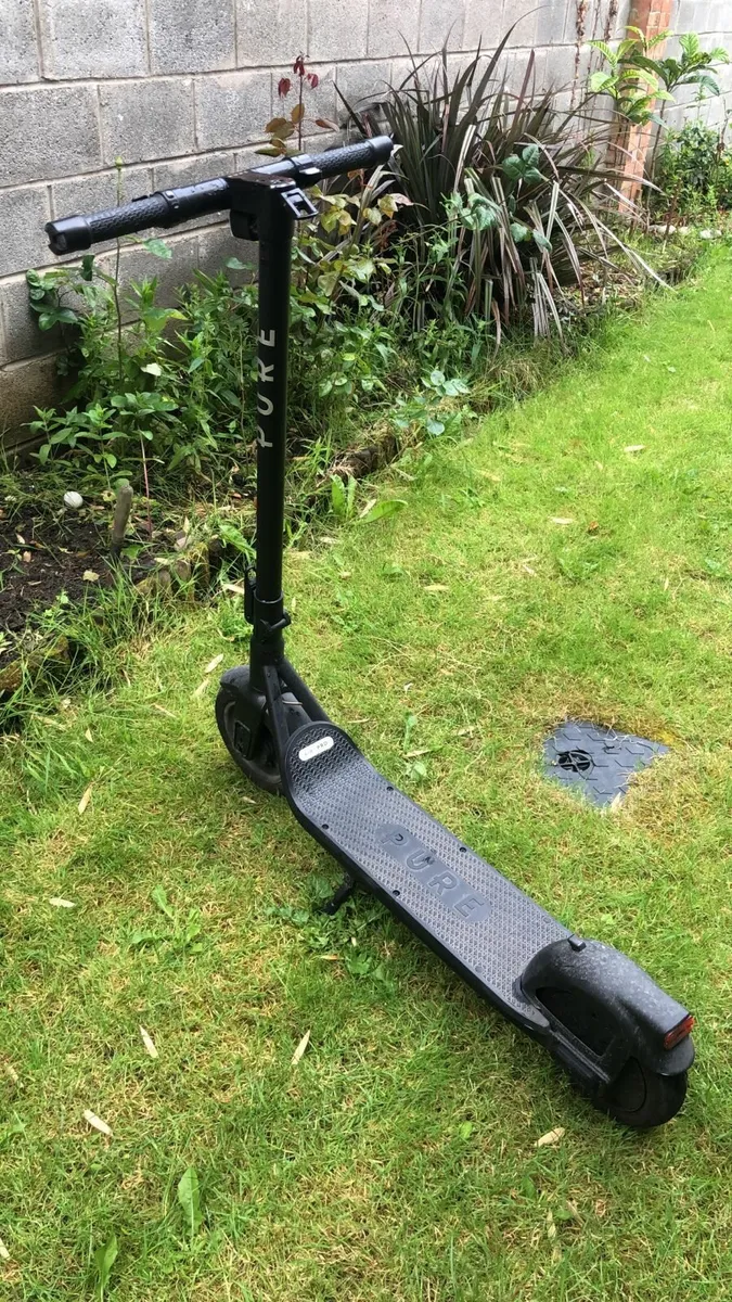 Pure Air3 Pro EScooter for Sale in Dublin - Image 4