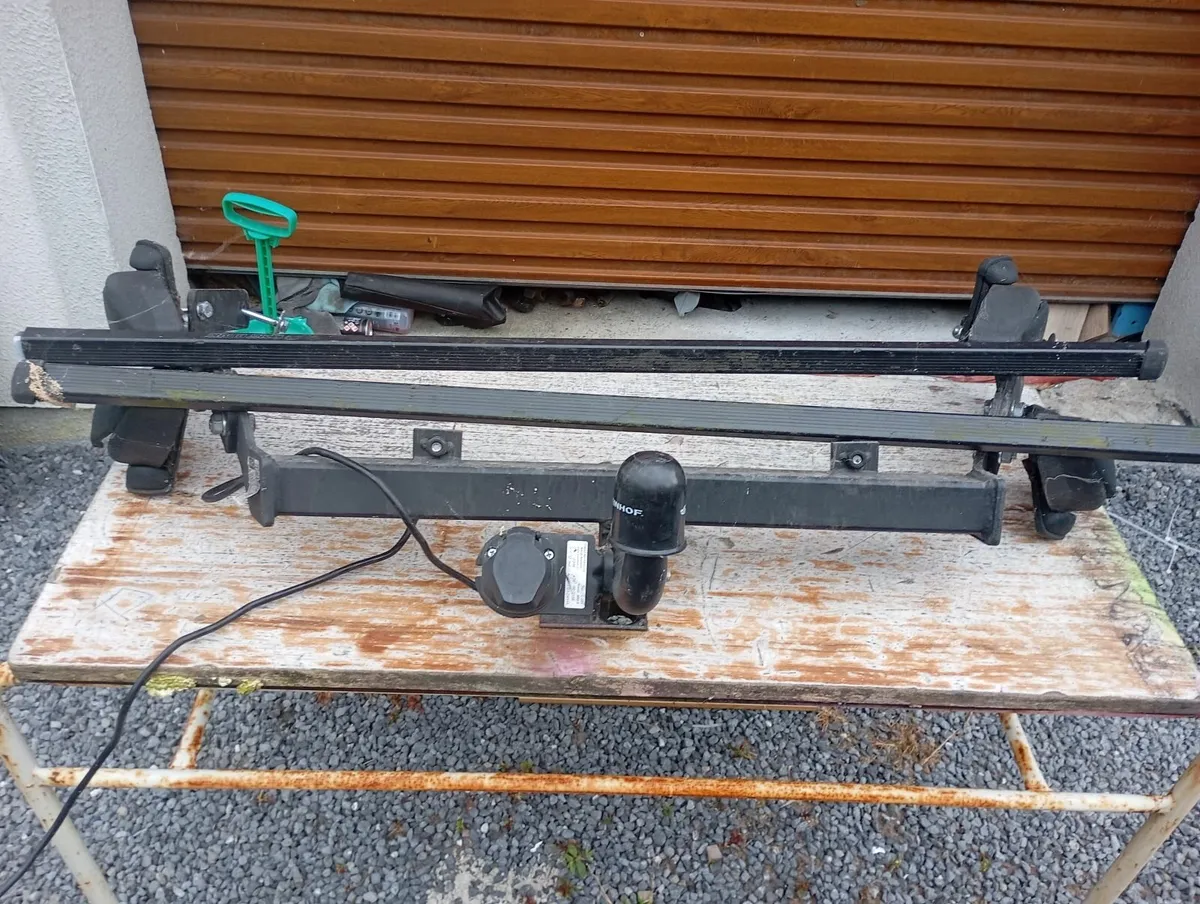 Towbar and roof rack