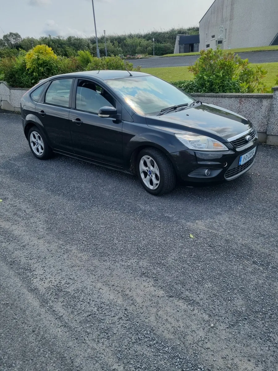Ford Focus 2011 - Image 2