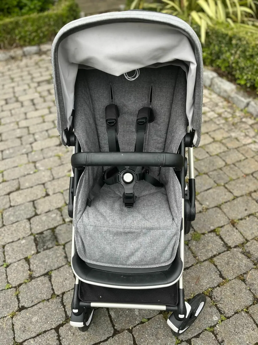 Bugaboo Fox 2 Buggy & Package - Image 2