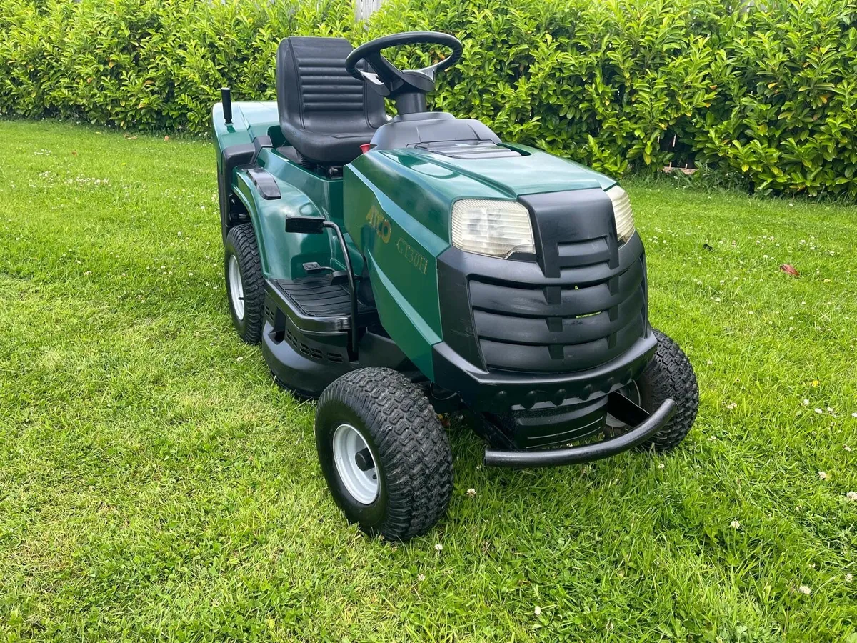Atco/15hp hydrostatic ride  on lawnmower - Image 2
