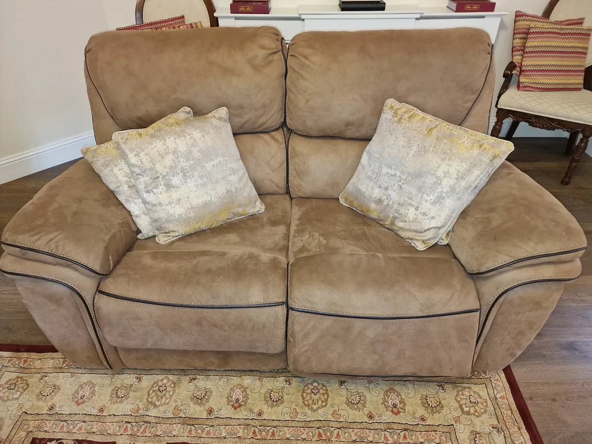 3-2-1 reclining sofa set - Image 1