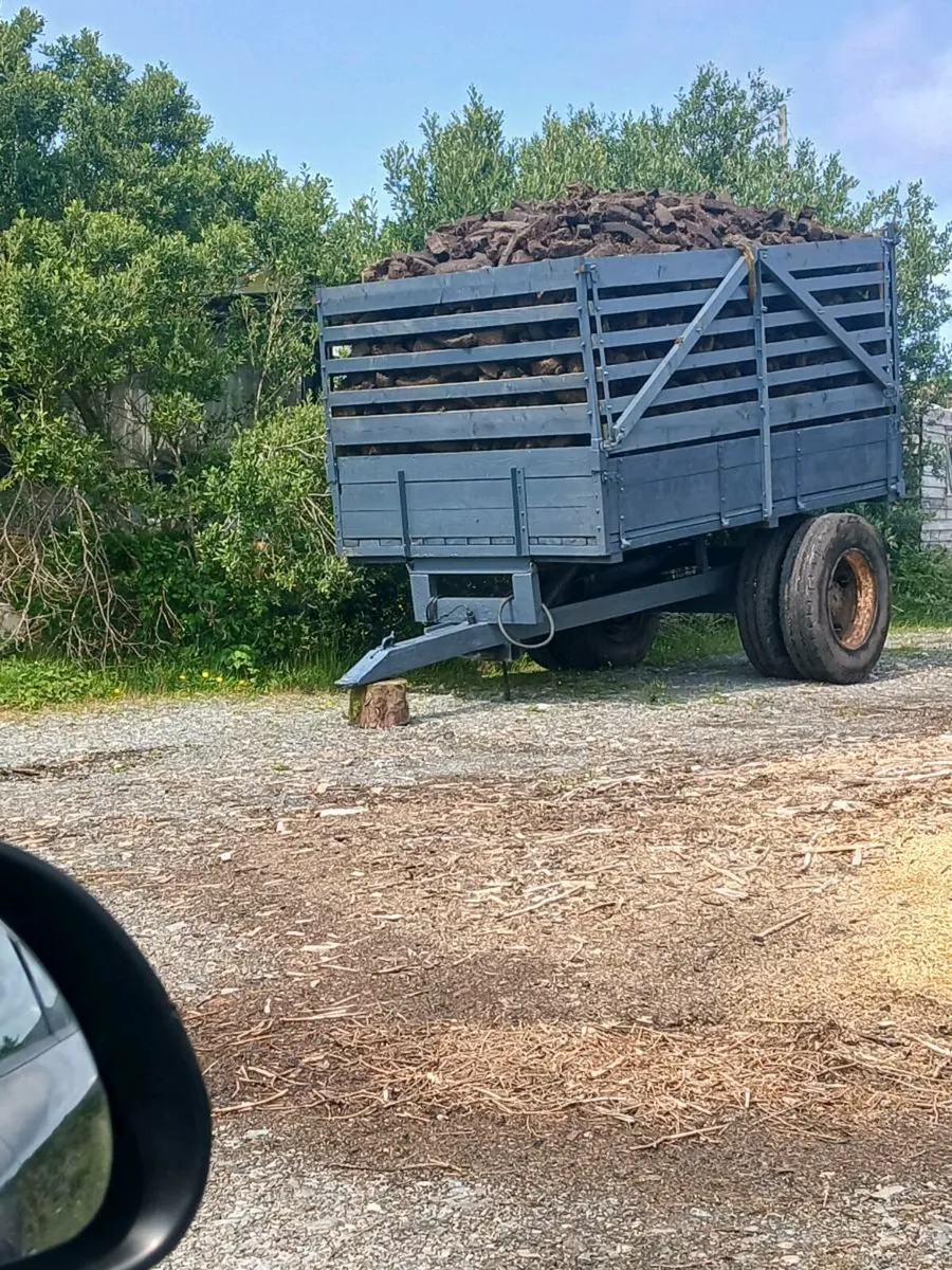 Turf trailer - Image 1