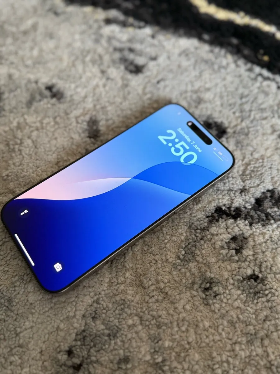 iPhone 16 pro max - Image 1