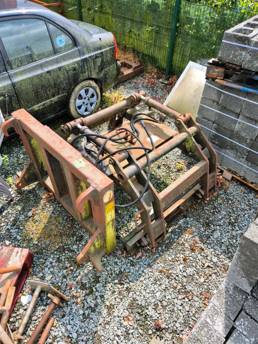 Hydraulic block grab - Image 1