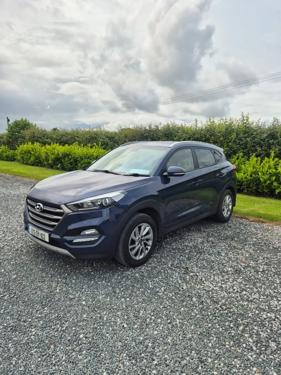 Car - Image 1