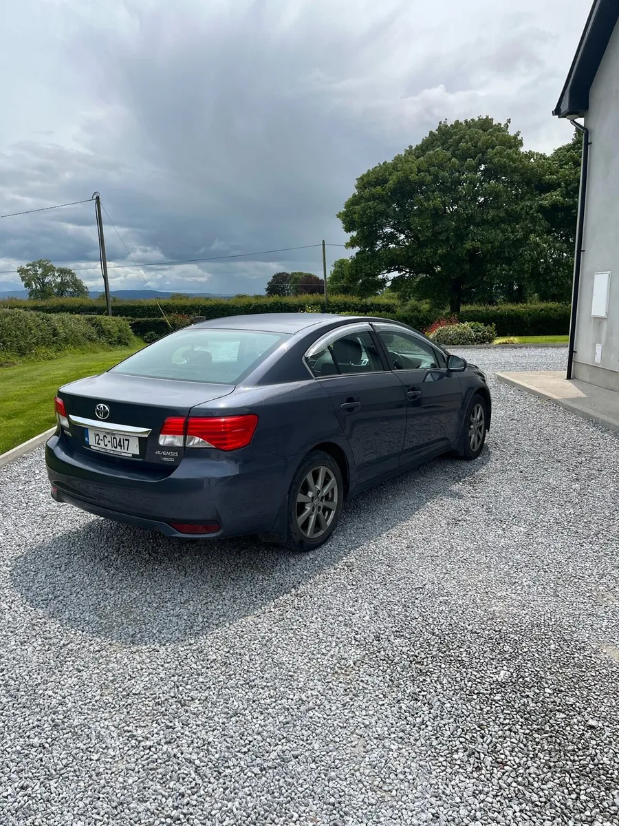2012 Toyota Avensis Strata - Image 2