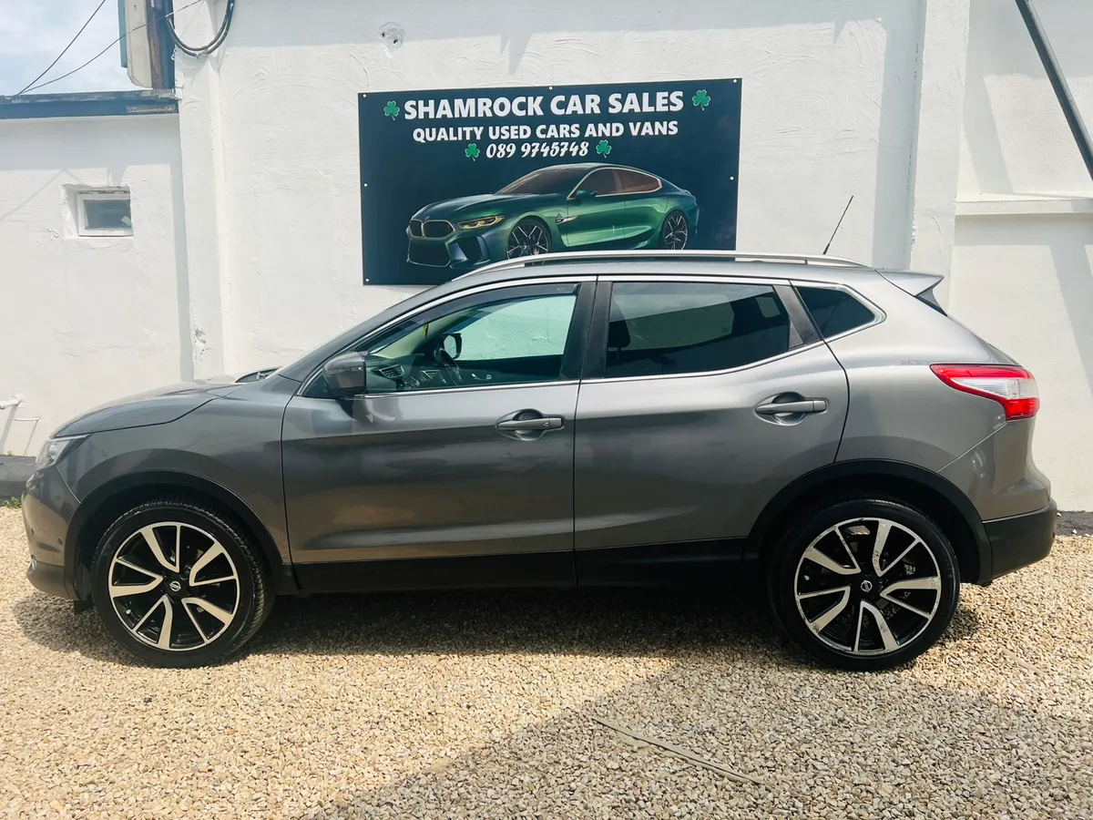 2017 Nissan Qashqai 1.5 Dci Sve *Top spec** - Image 2