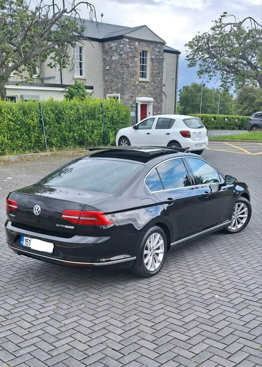 Car - Image 2
