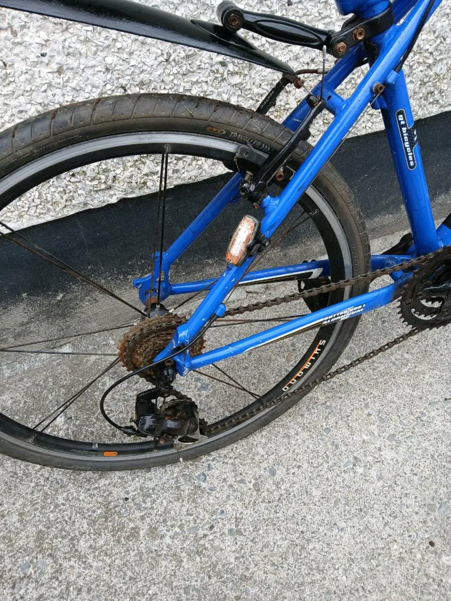 Racing bike in good condition pm of interest - Image 3