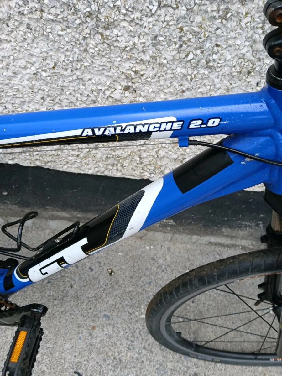 Racing bike in good condition pm of interest - Image 4